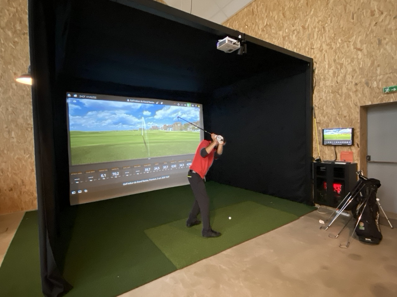 Simulateur de golf à La Maison du Squash